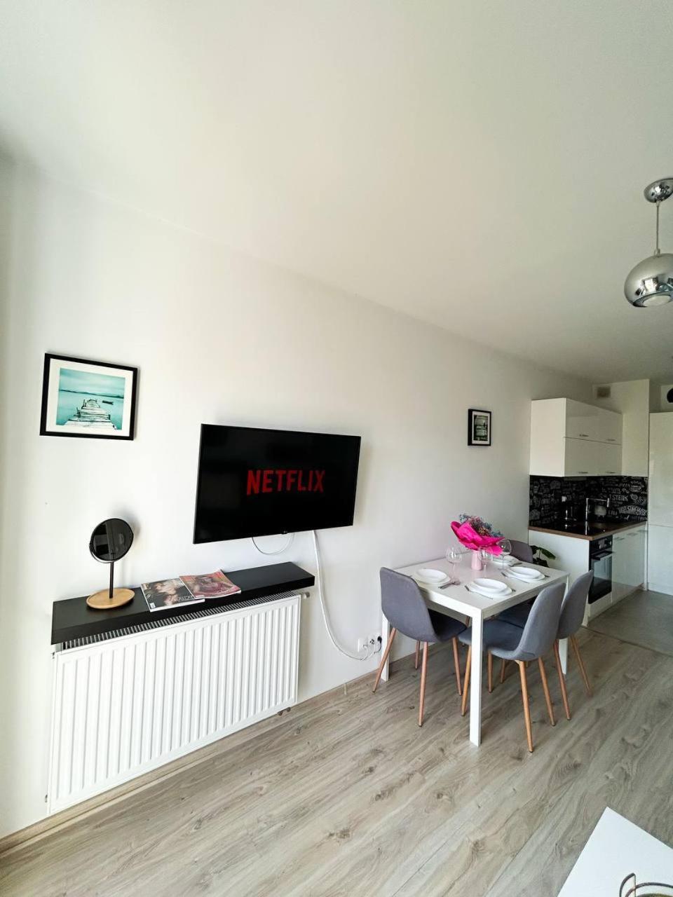 Lumina Comfy Apartment Lodz Exteriör bild
